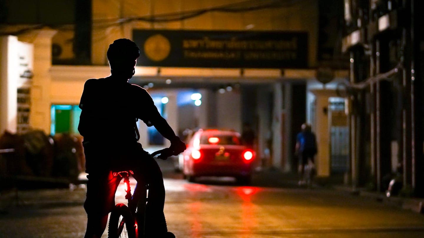 Fietstocht by night in Bangkok & rooftopbar thumbnail