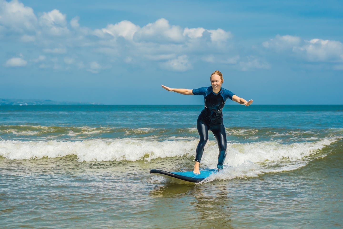 Surfles op Waikiki Beach thumbnail